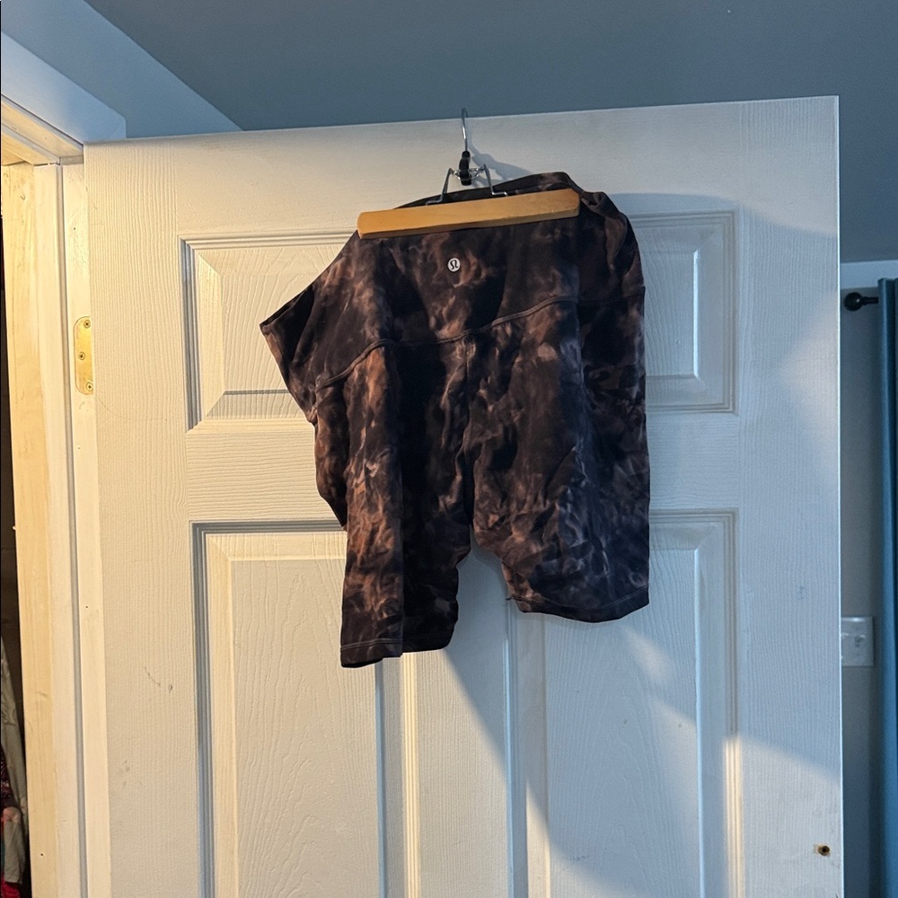 lululemon athletica Black Tie-Dye Bike Shorts